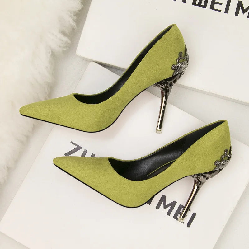"Elegant Carved Metal Heels Wedding Pumps for Women - Stylish Pointy Toe High Heel Shoes"