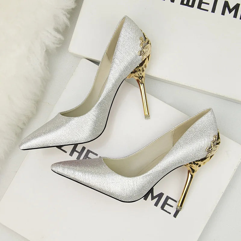 "Elegant Carved Metal Heels Wedding Pumps for Women - Stylish Pointy Toe High Heel Shoes"