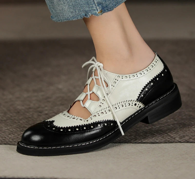 Stylish Women's Genuine Leather Oxford Shoes - Black & White Lace-Up Brogues Loafers