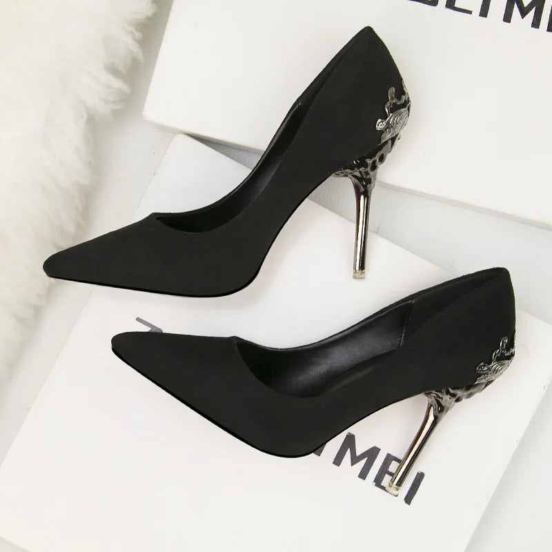 "Elegant Carved Metal Heels Wedding Pumps for Women - Stylish Pointy Toe High Heel Shoes"