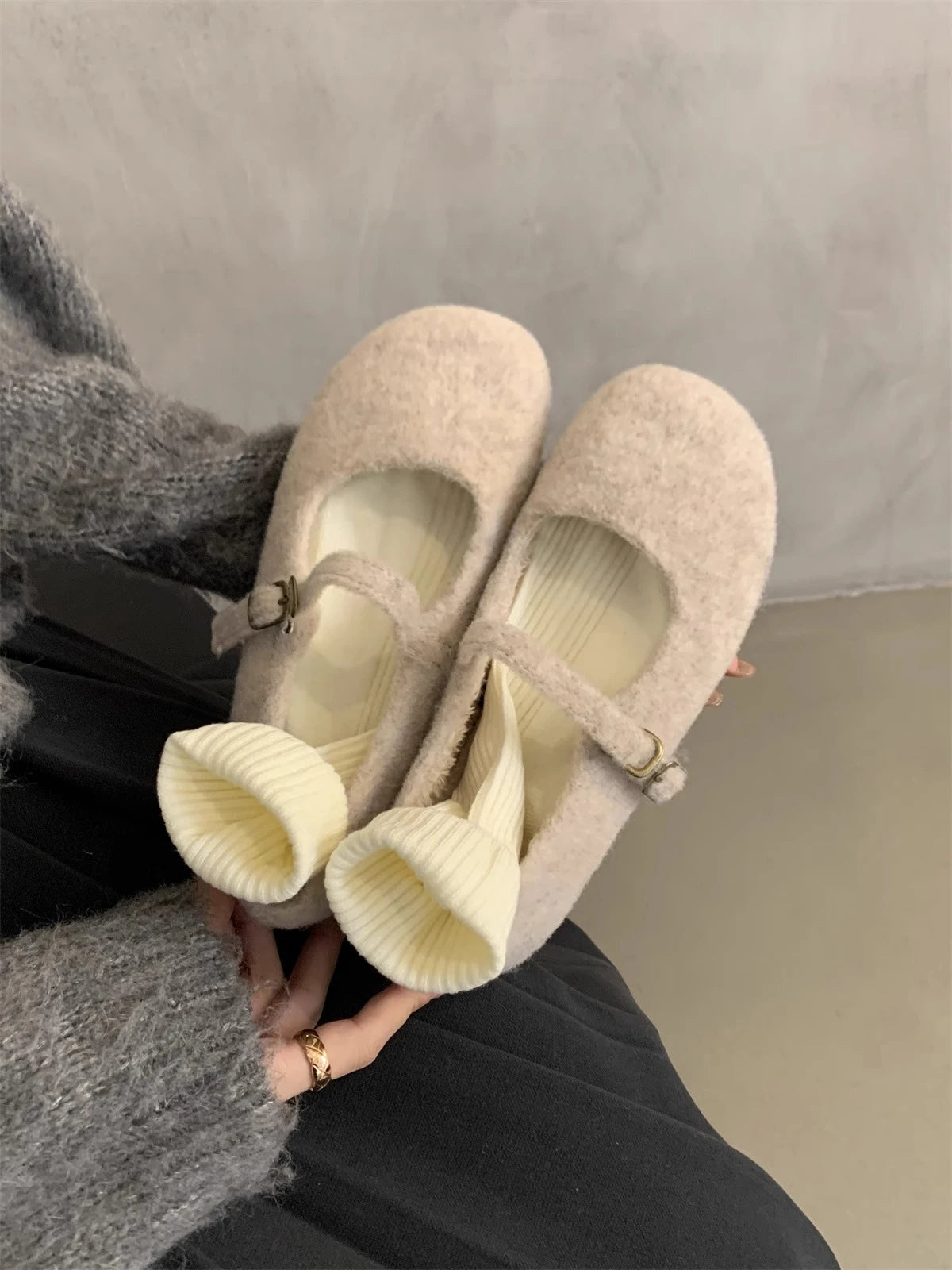 "Elegant Winter Fleece Ballet Flats for Women - Plush Mary Jane Loafers"