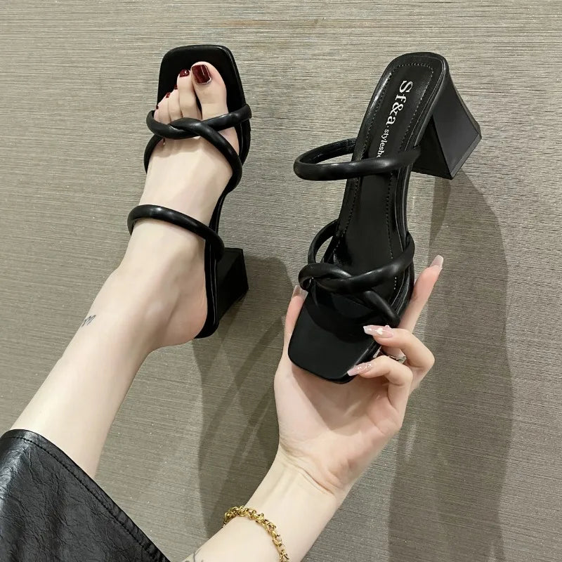 "Trendy Women's Retro Thick Heel Sandals: Versatile High Heels for Summer Style"