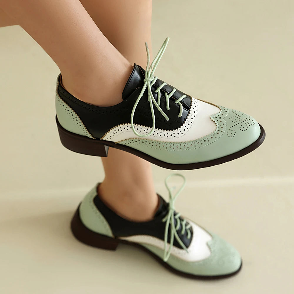 "Stylish Mixed Color Lace-Up Women's Oxfords - Casual PU Leather Brogues"