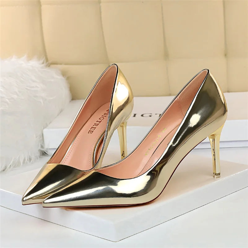 "Exquisite Women's Patent Leather Pumps - 7.5cm & 10.5cm High Heels, Metallic Stiletto Wedding Bridal Shoes."