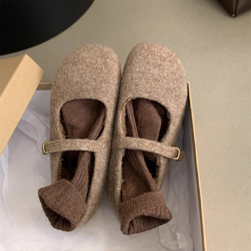 "Elegant Winter Fleece Ballet Flats for Women - Plush Mary Jane Loafers"