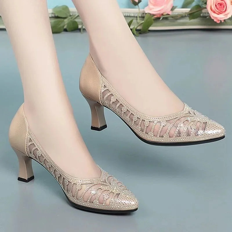 "Chic Hollow-Out Golden High-Quality Square Heel Mesh Pumps for Women – Perfect for Sexy Parties!"