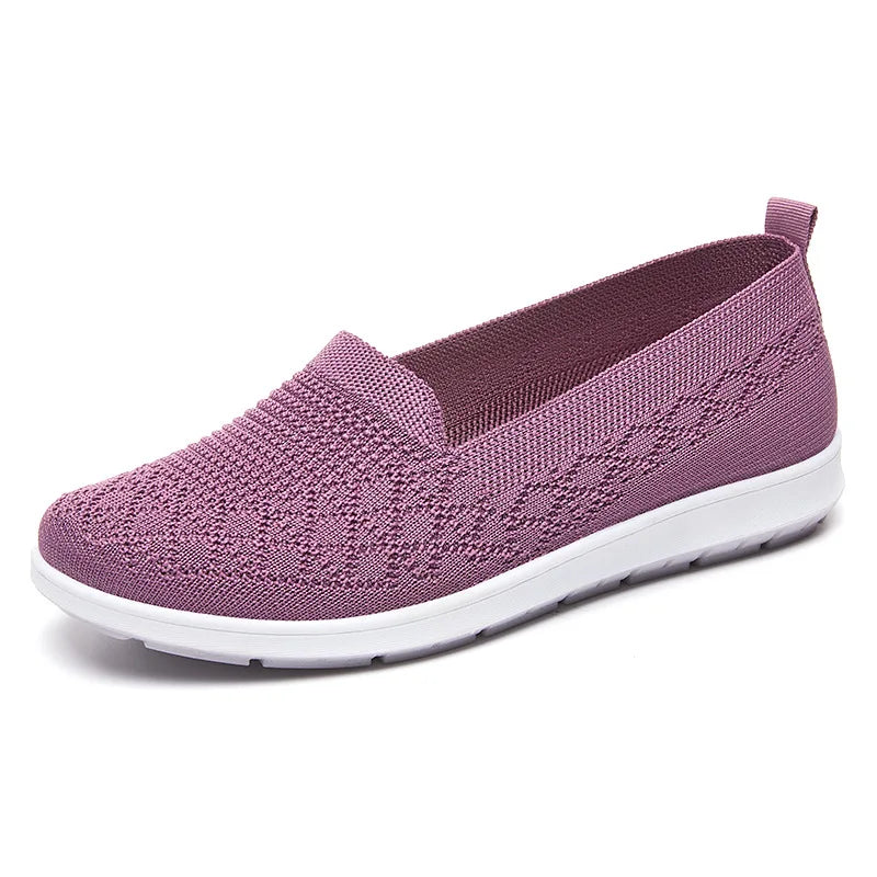 "Women's Summer Casual Breathable Flat-Soled Soft-Sole Mother Shoes"