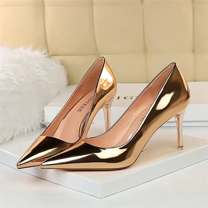 "Exquisite Women's Patent Leather Pumps - 7.5cm & 10.5cm High Heels, Metallic Stiletto Wedding Bridal Shoes."