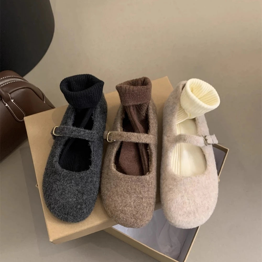 "Elegant Winter Fleece Ballet Flats for Women - Plush Mary Jane Loafers"