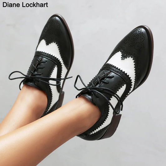 "Spring Women's Oxford Brogue Flats - Comfortable Black & White Derby Lace-up Loafers for Office"