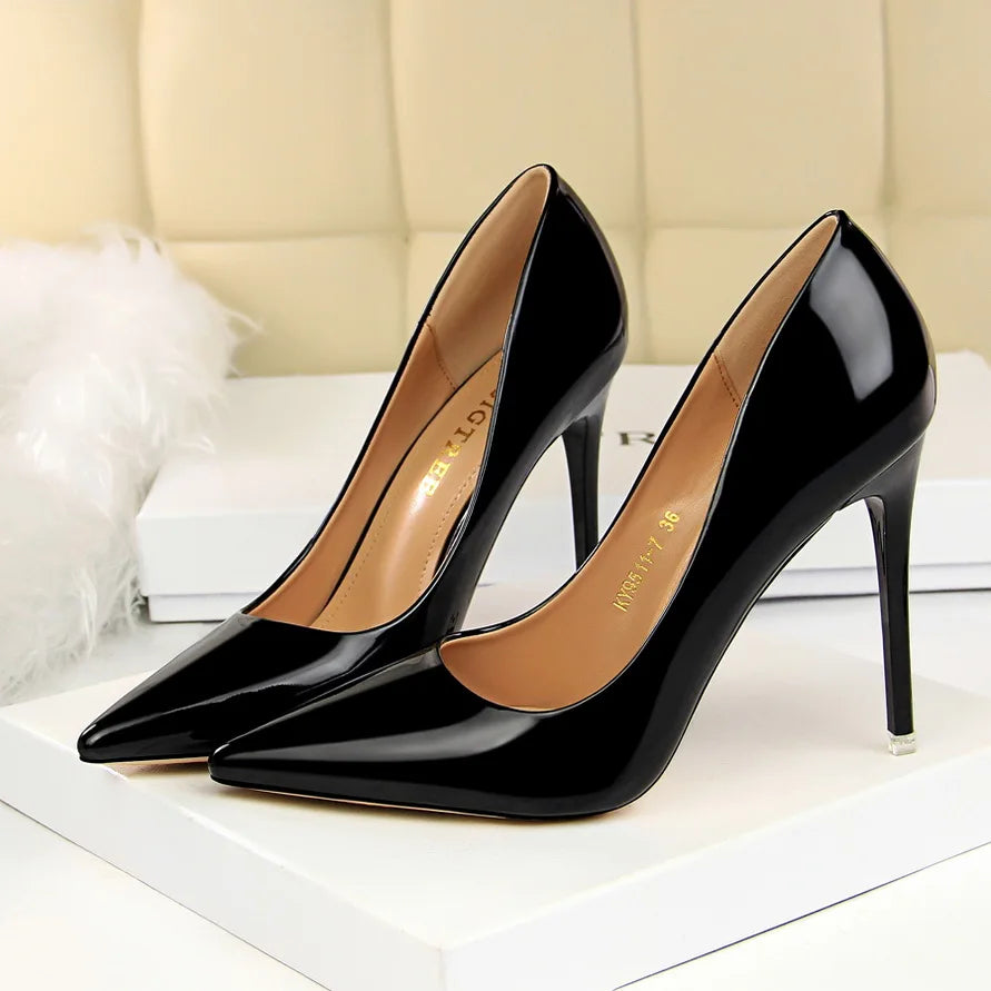 "Exquisite Women's Patent Leather Pumps - 7.5cm & 10.5cm High Heels, Metallic Stiletto Wedding Bridal Shoes."