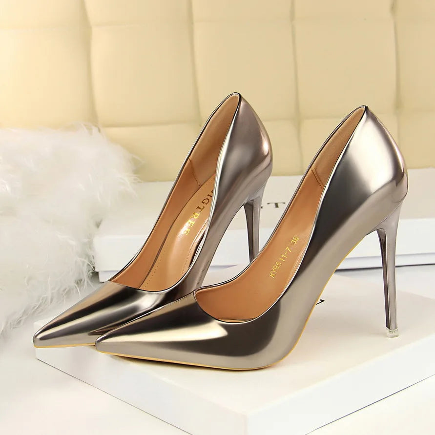 "Exquisite Women's Patent Leather Pumps - 7.5cm & 10.5cm High Heels, Metallic Stiletto Wedding Bridal Shoes."