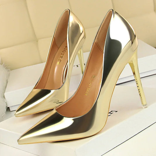 "Exquisite Women's Patent Leather Pumps - 7.5cm & 10.5cm High Heels, Metallic Stiletto Wedding Bridal Shoes."