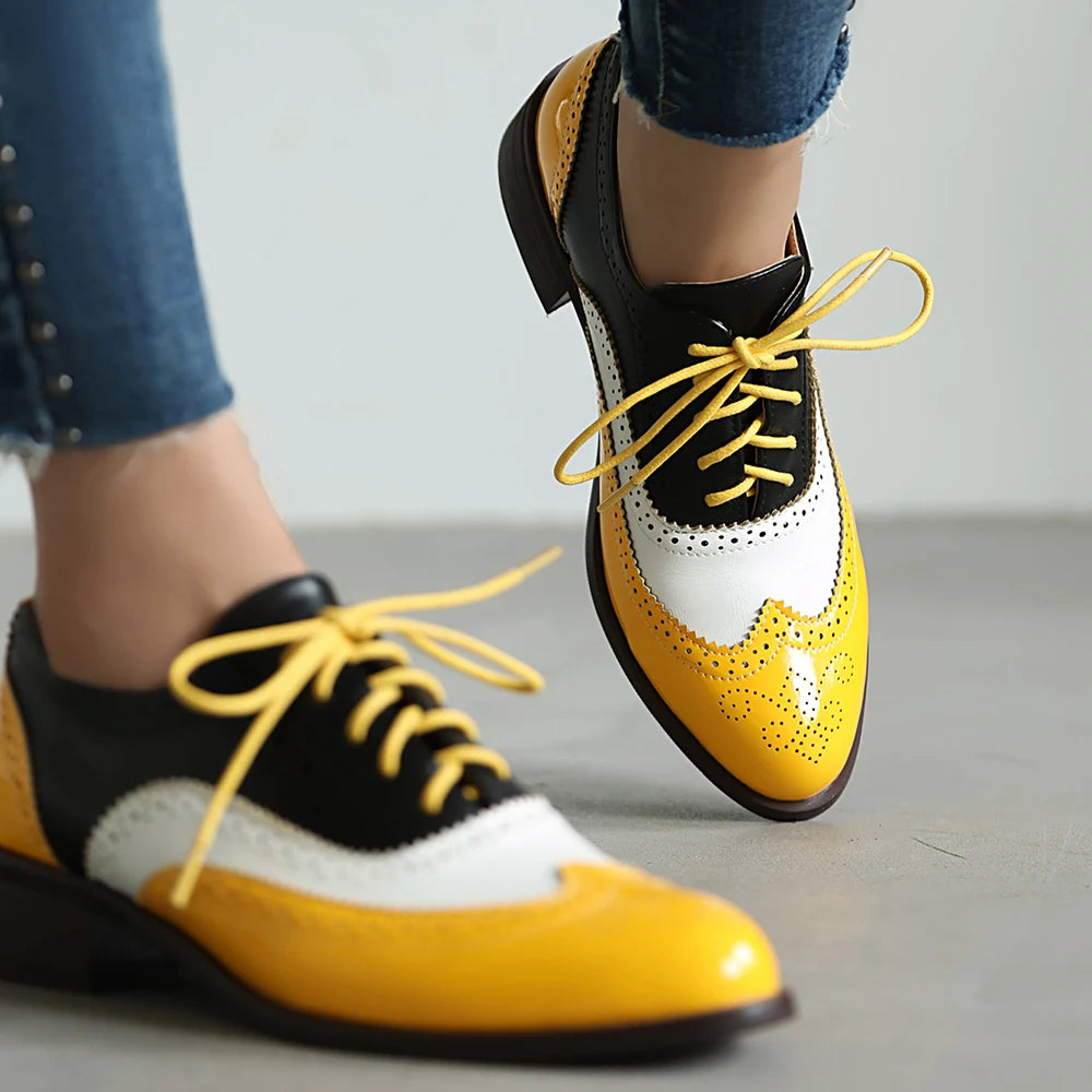 "Stylish Mixed Color Lace-Up Women's Oxfords - Casual PU Leather Brogues"